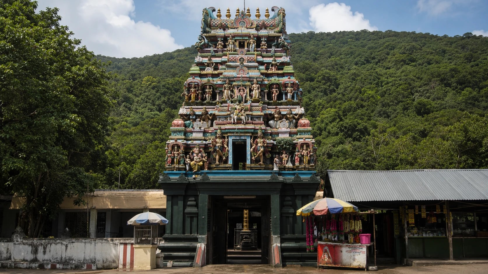 Pazhamudircholai