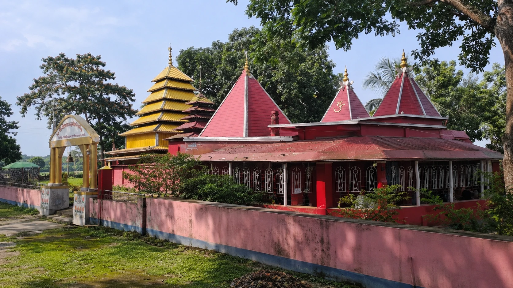Bhramari Devi (Trisrota) — image 2